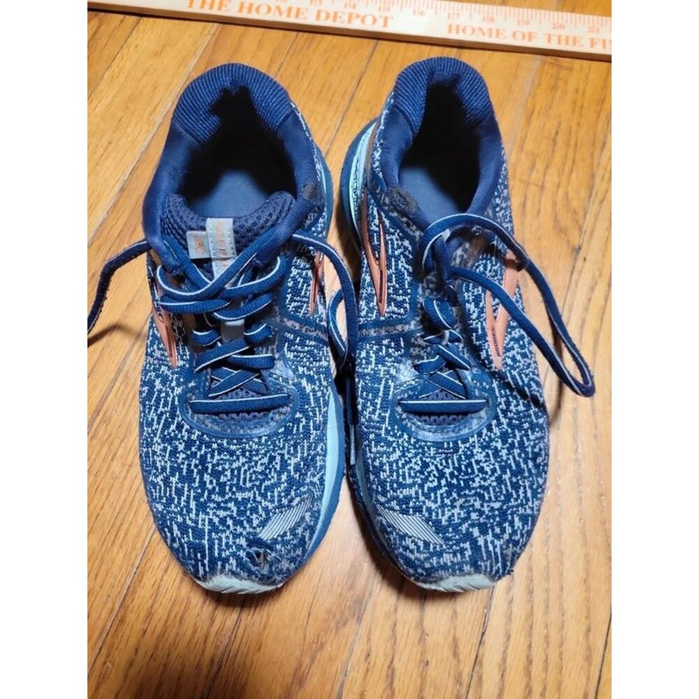 Woman 7.5 brooks gtx adrenaline shoes